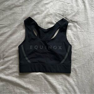 EQUINOX - Sports Bra